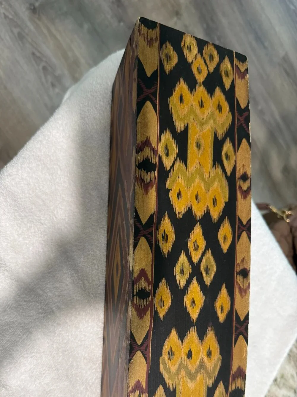 Havertys rectangular decorative